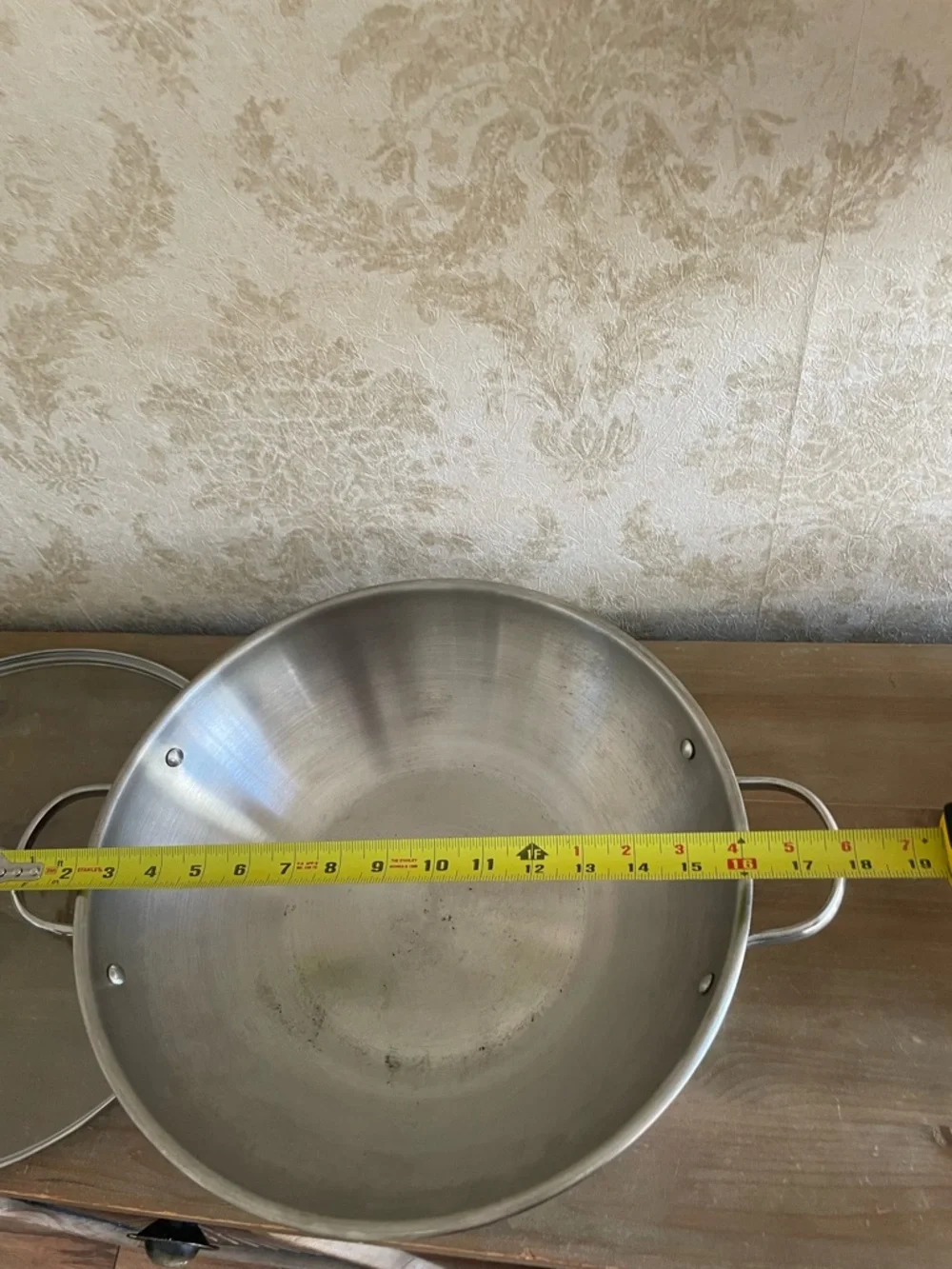 Large Stainless Steel Covered Wok with Handles - Silver - Picture 6 of 8